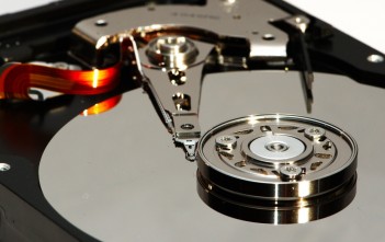 zhestkiy-disk-hd-hard-drive